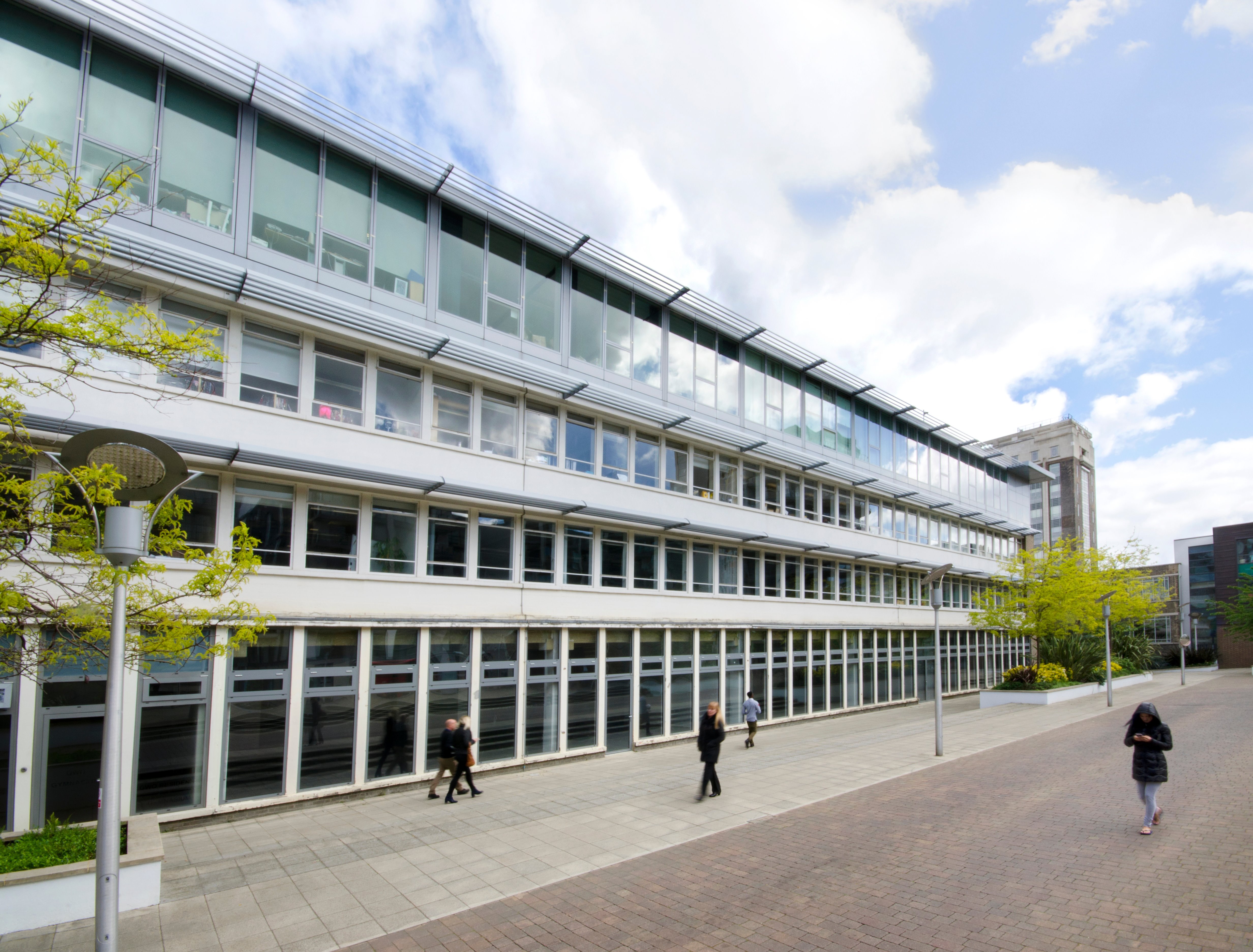 Office Space in: Great West Road, Brentford, TW8 | Leased Spaces ...