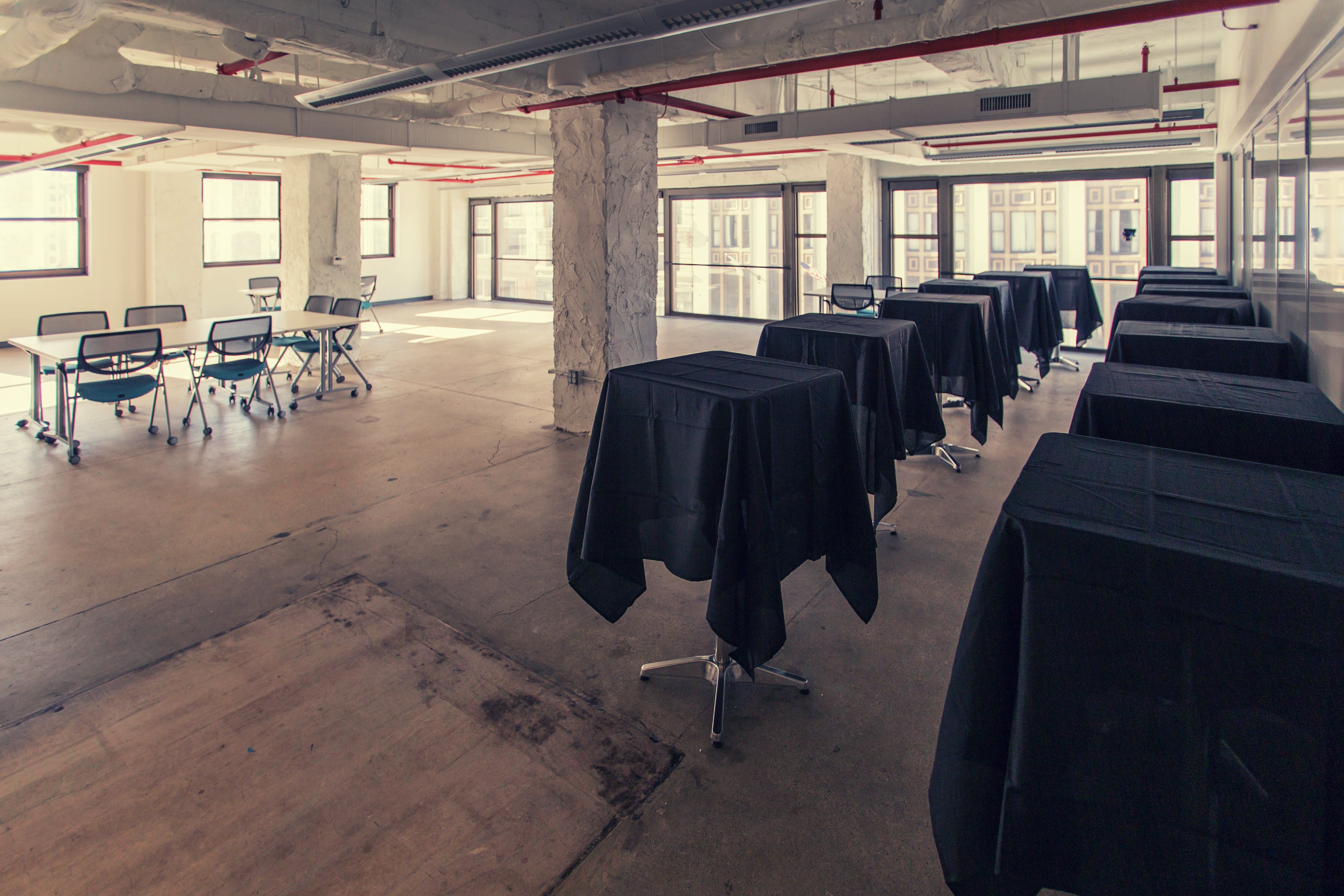 Office Space in Woodward Avenue, Detroit, 48226 Coworking spaces in