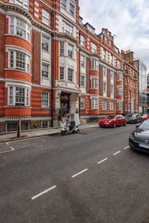 Office Space: 77 New Cavendish Street, London, W1W - 