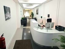 Office Space: 96 Ilford Lane, Ilford, Ig1 - 