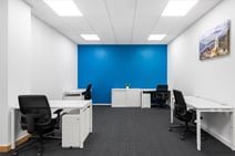 Office Space: Fairbourne Drive, Milton Keynes, MK10 - 